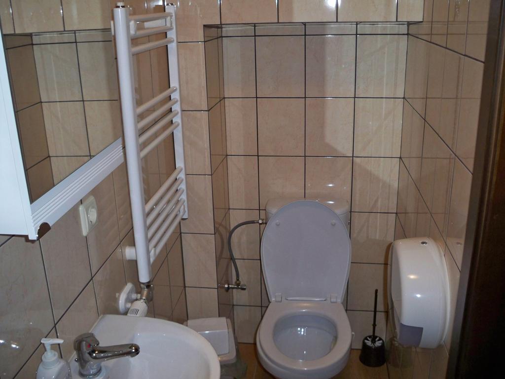 Pas Neriju Bed & Breakfast Skuodas Room photo